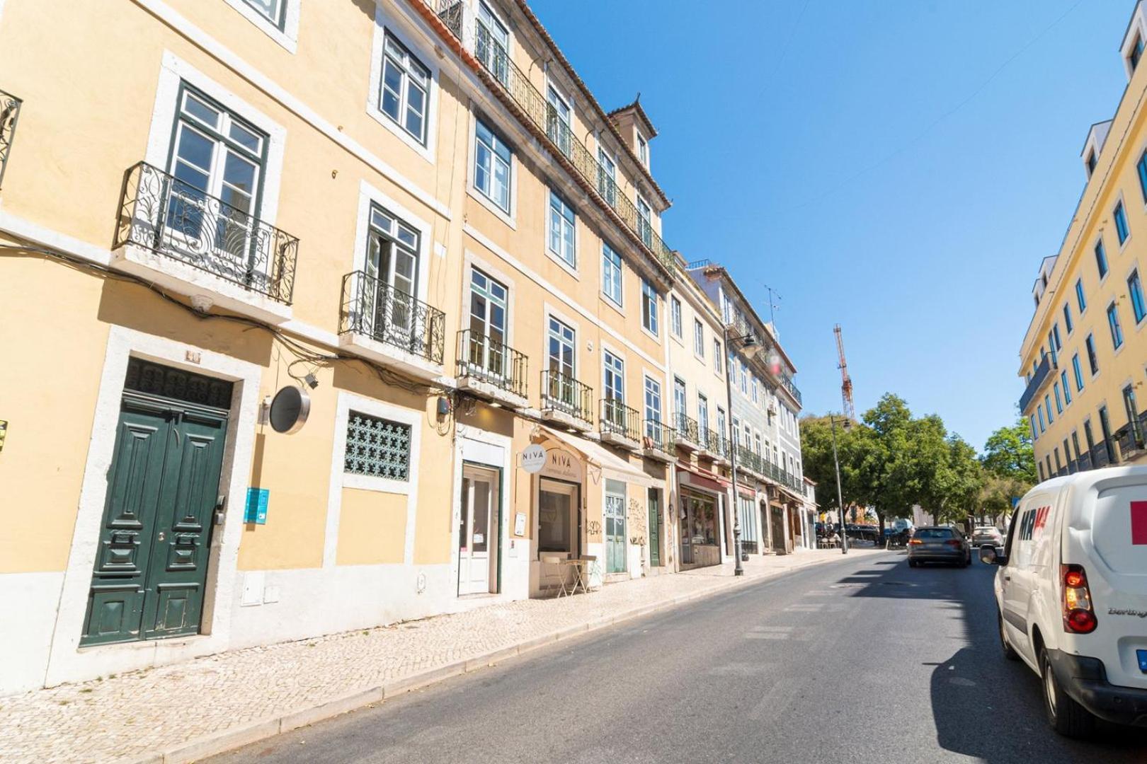 Guestready - Priorado - Yellow Suite Lisbon Exterior photo